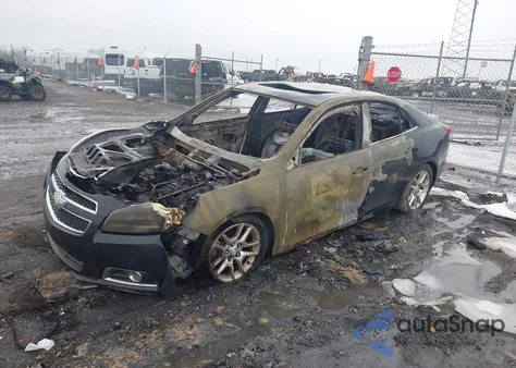 2013 Chevrolet Malibu Eco Premium Audio z USA, uszkodzony, nr VIN 1G11F5SR1DF155826